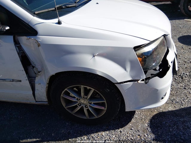 2014 Dodge Grand Caravan R/t მანქანა იყიდება აუქციონზე, vin: 2C4RDGEG7ER335859, აუქციონის ნომერი: 46203935