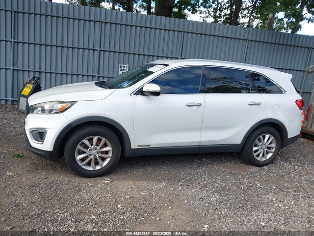 2017 Kia Sorento 3.3l Lx მანქანა იყიდება აუქციონზე, vin: 5XYPGDA52HG280666, აუქციონის ნომერი: 46203967