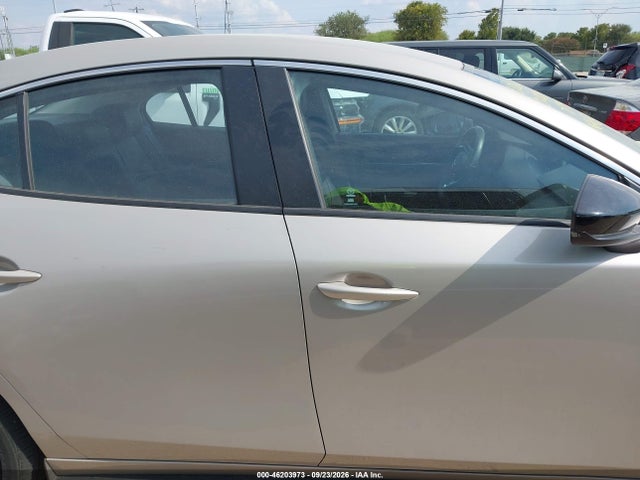 Aukcja sprzedaży 2025 Mazda Mazda3 2.5 S Select Sport, vin: JM1BPABM2S1775309, numer aukcji: 46203973