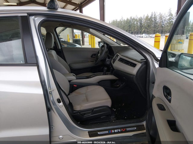 Honda HR-V LX 2016 3CZRU6H39GM758515 Image 5