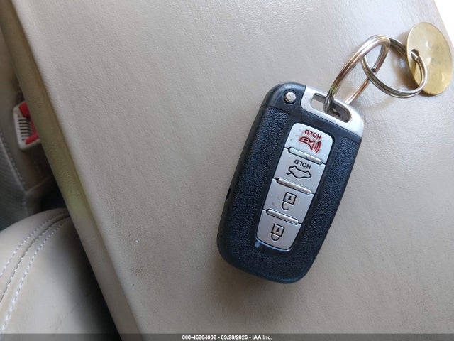 Продажа на аукционе авто 2014 Hyundai Genesis 3.8, vin: KMHGC4DD2EU263581, номер лота: 46204002