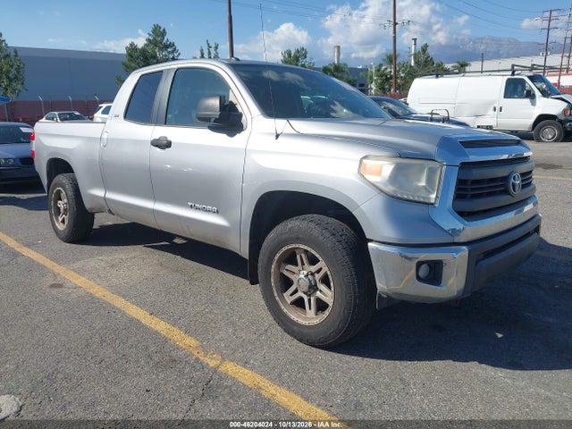 46204024 :رقم المزاد ، 5TFRM5F10FX088850 vin ، 2015 Toyota Tundra Sr5 4.6l V8 مزاد بيع