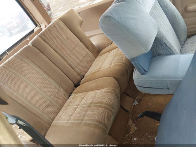 1985 Ford Bronco Ii მანქანა იყიდება აუქციონზე, vin: 1FMBU14S8FUC57323, აუქციონის ნომერი: 46204134