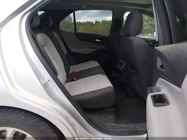 3GNAXKEV5KS568652 Chevrolet EQUINOX LT