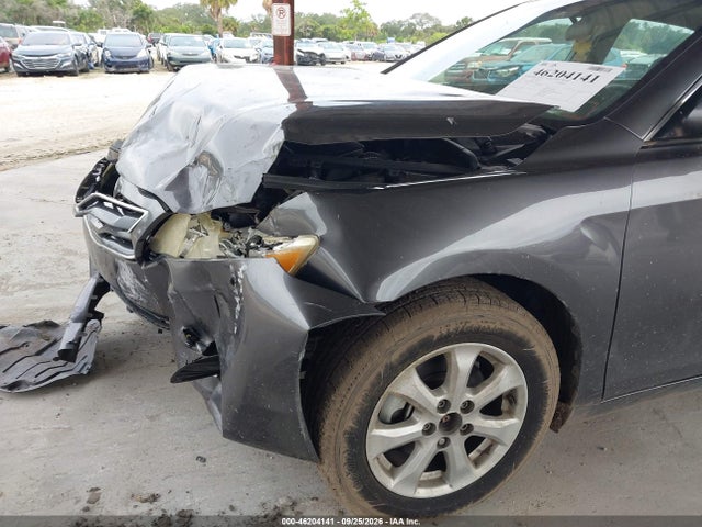 2011 Toyota Camry Le მანქანა იყიდება აუქციონზე, vin: 4T4BF3EK6BR110275, აუქციონის ნომერი: 46204141