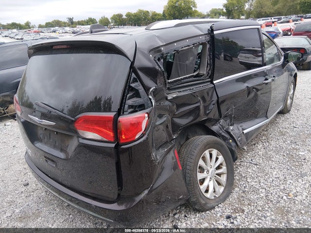 46204170 :رقم المزاد ، 2C4RC1BGXJR309528 vin ، 2018 Chrysler Pacifica Touring L مزاد بيع