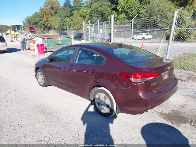 46204251 :رقم المزاد ، 3KPFK4A78JE167352 vin ، 2018 Kia Forte Lx مزاد بيع
