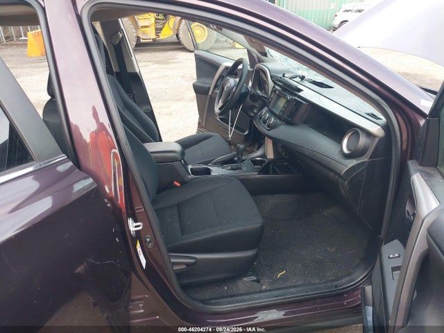 Auction sale of the 2018 Toyota Rav4 Le, vin: 2T3BFREVXJW714067, lot number: 46204274