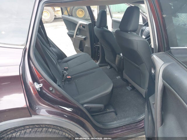 Auction sale of the 2018 Toyota Rav4 Le, vin: 2T3BFREVXJW714067, lot number: 46204274