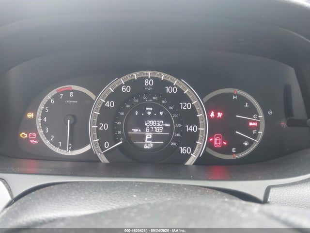 Продажа на аукционе авто 2015 Honda Accord Lx, vin: 1HGCR2F38FA070219, номер лота: 46204281