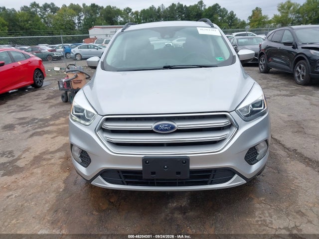 46204301 :رقم المزاد ، 1FMCU9HD1KUC51842 vin ، 2019 Ford Escape Sel مزاد بيع