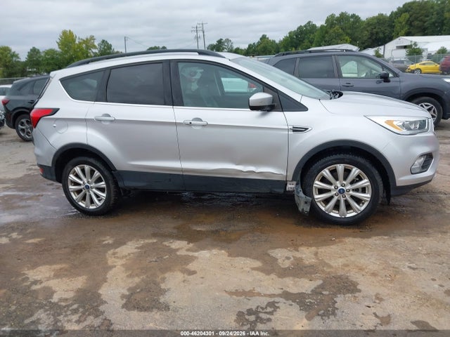 46204301 :رقم المزاد ، 1FMCU9HD1KUC51842 vin ، 2019 Ford Escape Sel مزاد بيع