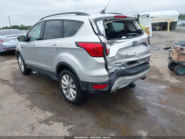 46204301 :رقم المزاد ، 1FMCU9HD1KUC51842 vin ، 2019 Ford Escape Sel مزاد بيع