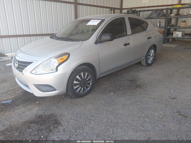 Nissan Versa 1.6 S 2015 3N1CN7AP4FL942277 Image 2
