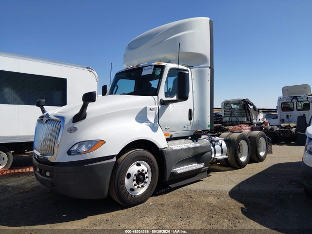 International Lt 2021 3HSDZTZR7MN559981 Image 2