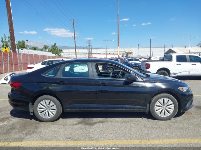 3VWC57BU3KM229230 Volkswagen Jetta 1.4t R-line/1.4t S/1.4t Se
