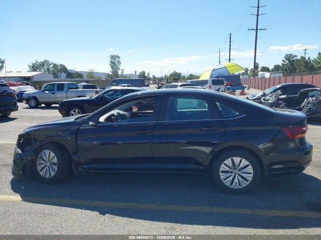 3VWC57BU3KM229230 Volkswagen Jetta 1.4t R-line/1.4t S/1.4t Se