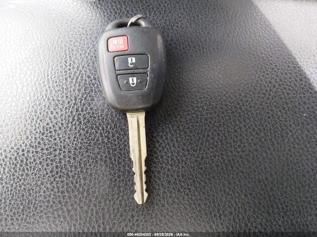 46204382 :رقم المزاد ، JTMBFREV8EJ005318 vin ، 2014 Toyota Rav4 Le مزاد بيع