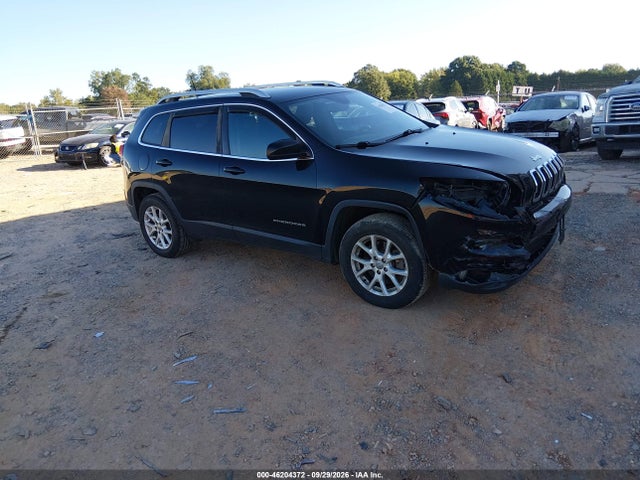 2018 Jeep Cherokee Latitude Plus 4x4 მანქანა იყიდება აუქციონზე, vin: 1C4PJMLX3JD586523, აუქციონის ნომერი: 46204372