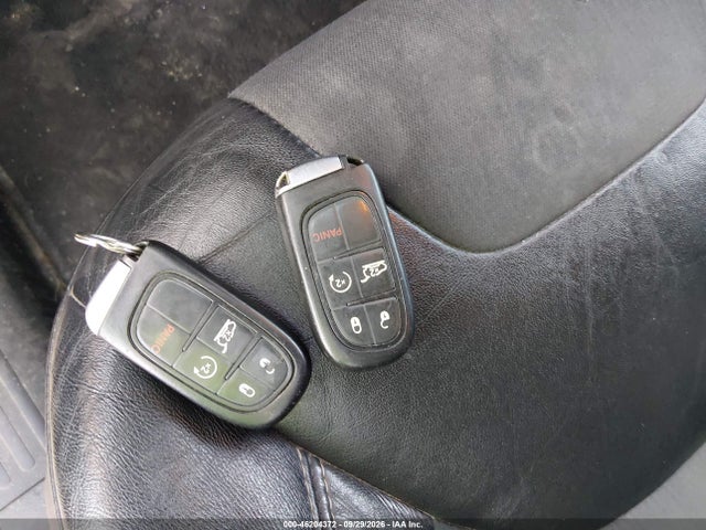 2018 Jeep Cherokee Latitude Plus 4x4 მანქანა იყიდება აუქციონზე, vin: 1C4PJMLX3JD586523, აუქციონის ნომერი: 46204372