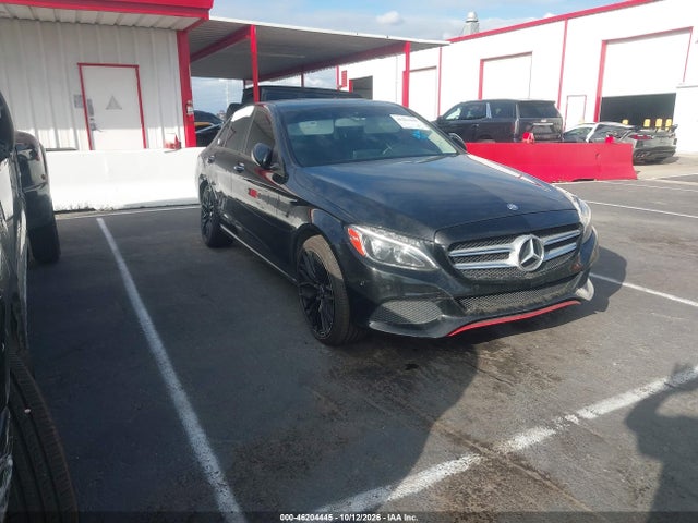 2015 Mercedes-benz C 300 4matic მანქანა იყიდება აუქციონზე, vin: 55SWF4KB8FU065718, აუქციონის ნომერი: 46204445