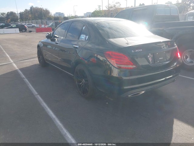 2015 Mercedes-benz C 300 4matic მანქანა იყიდება აუქციონზე, vin: 55SWF4KB8FU065718, აუქციონის ნომერი: 46204445