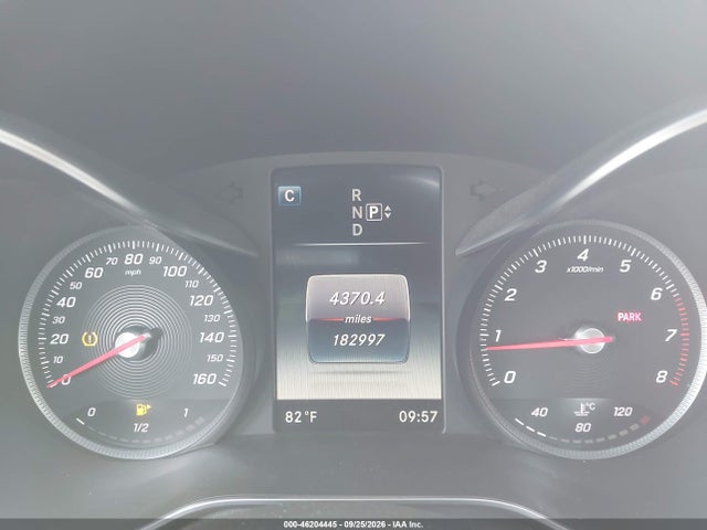 2015 Mercedes-benz C 300 4matic მანქანა იყიდება აუქციონზე, vin: 55SWF4KB8FU065718, აუქციონის ნომერი: 46204445