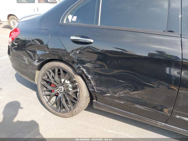 2015 Mercedes-benz C 300 4matic მანქანა იყიდება აუქციონზე, vin: 55SWF4KB8FU065718, აუქციონის ნომერი: 46204445