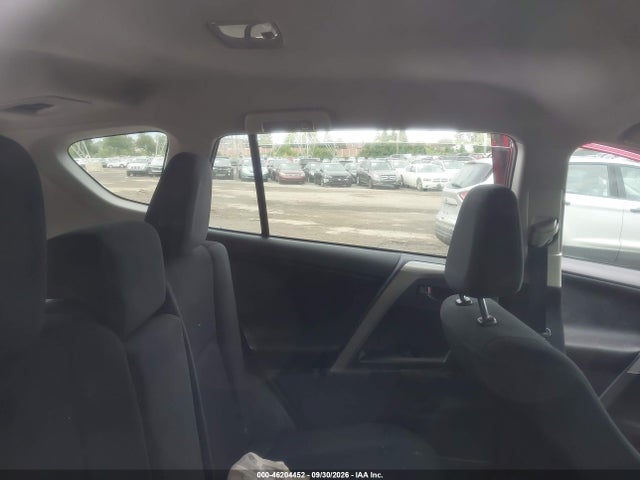 Продажа на аукционе авто 2018 Toyota Rav4 Le, vin: 2T3BFREV2JW760993, номер лота: 46204452
