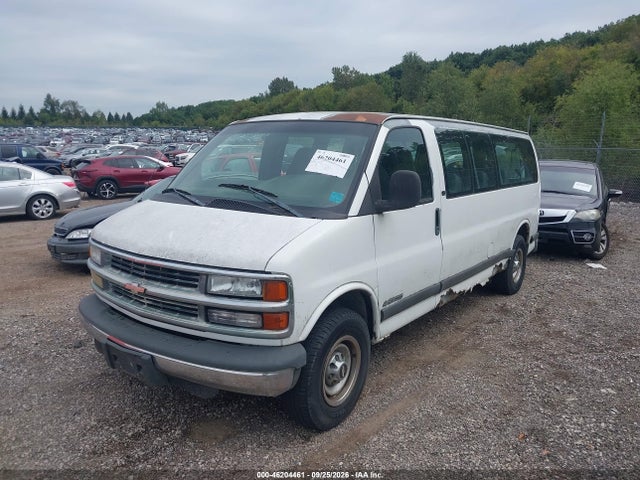 46204461 :رقم المزاد ، 1GAHG39R121171718 vin ، 2002 Chevrolet Express مزاد بيع