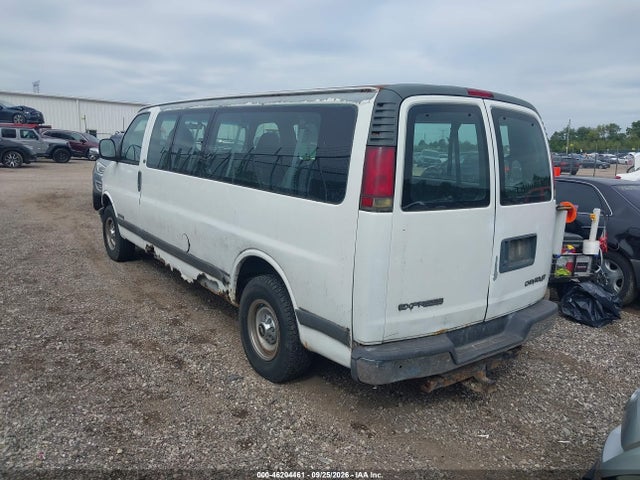46204461 :رقم المزاد ، 1GAHG39R121171718 vin ، 2002 Chevrolet Express مزاد بيع