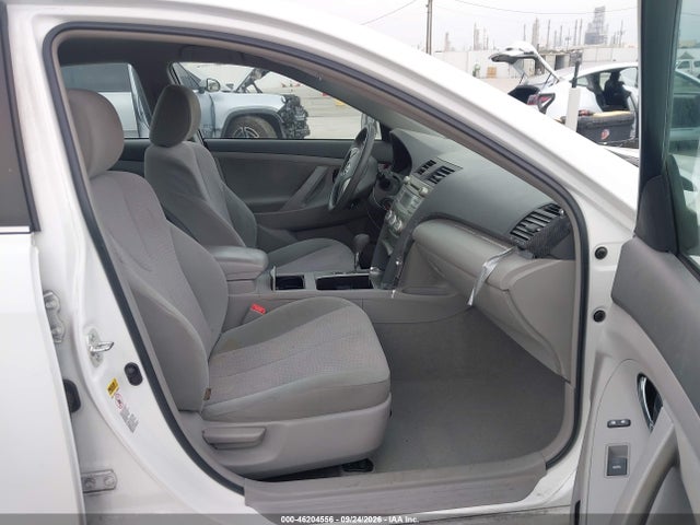 Продаж на аукціоні авто 2011 Toyota Camry Le, vin: 4T1BF3EK7BU760324, номер лоту: 46204556