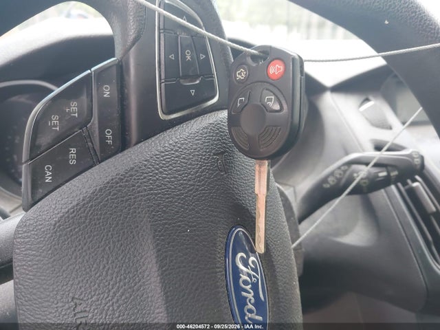 46204572 :رقم المزاد ، 1FADP3K2XFL318007 vin ، 2015 Ford Focus Se مزاد بيع