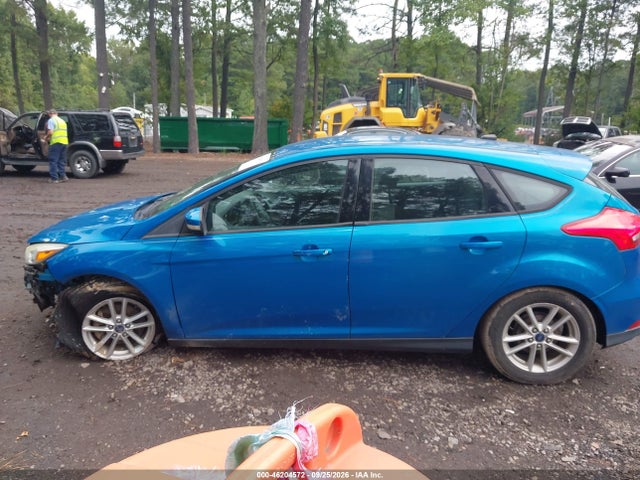 46204572 :رقم المزاد ، 1FADP3K2XFL318007 vin ، 2015 Ford Focus Se مزاد بيع