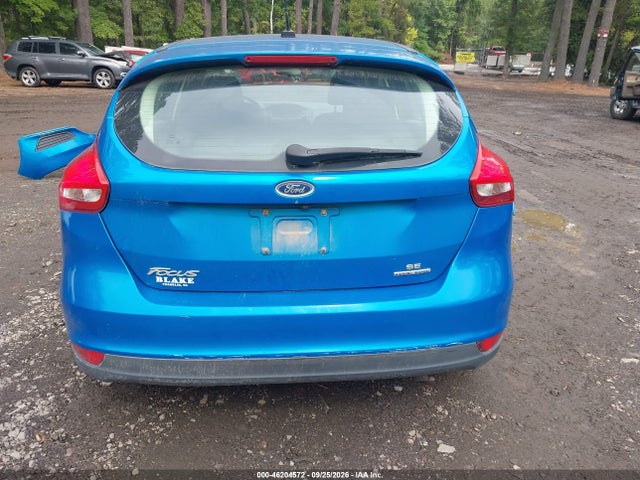 46204572 :رقم المزاد ، 1FADP3K2XFL318007 vin ، 2015 Ford Focus Se مزاد بيع