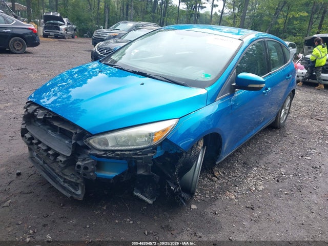 46204572 :رقم المزاد ، 1FADP3K2XFL318007 vin ، 2015 Ford Focus Se مزاد بيع