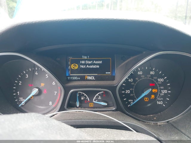 46204572 :رقم المزاد ، 1FADP3K2XFL318007 vin ، 2015 Ford Focus Se مزاد بيع