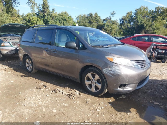 Продажа на аукционе авто 2016 Toyota Sienna Le, vin: 5TDKK3DC3GS744529, номер лота: 46204598