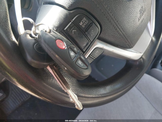 Продажа на аукционе авто 2016 Toyota Sienna Le, vin: 5TDKK3DC3GS744529, номер лота: 46204598