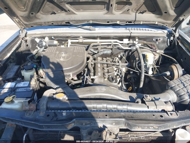 2001 Nissan Frontier Xe მანქანა იყიდება აუქციონზე, vin: 1N6DD26S11C328812, აუქციონის ნომერი: 46204637
