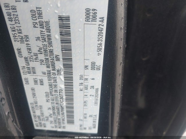 Ford Escape Titanium 2017 1FMCU9J99HUC30770 Image 9