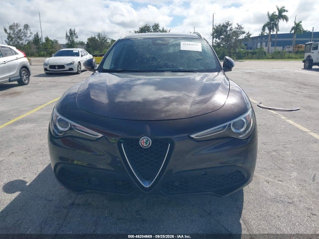 2018 Alfa Romeo Stelvio Ti Awd მანქანა იყიდება აუქციონზე, vin: ZASFAKBN3J7B80358, აუქციონის ნომერი: 46204669