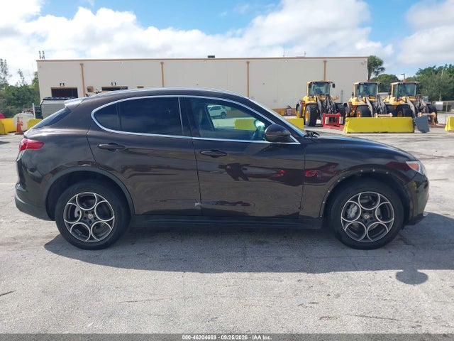 2018 Alfa Romeo Stelvio Ti Awd მანქანა იყიდება აუქციონზე, vin: ZASFAKBN3J7B80358, აუქციონის ნომერი: 46204669
