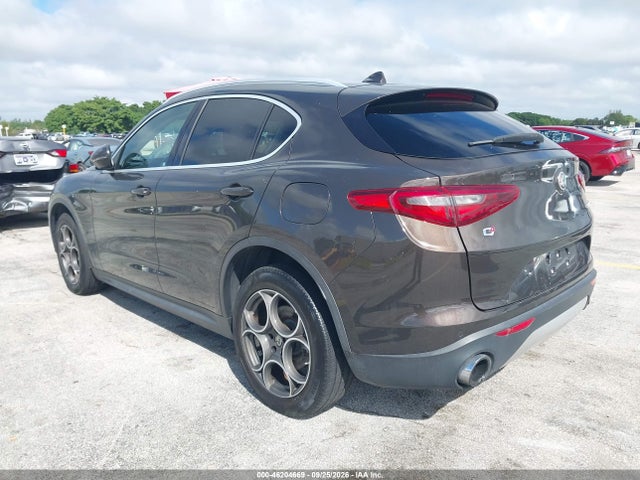 2018 Alfa Romeo Stelvio Ti Awd მანქანა იყიდება აუქციონზე, vin: ZASFAKBN3J7B80358, აუქციონის ნომერი: 46204669