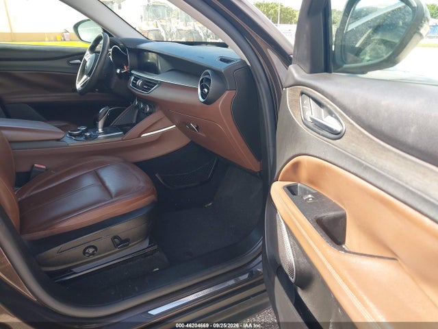 2018 Alfa Romeo Stelvio Ti Awd მანქანა იყიდება აუქციონზე, vin: ZASFAKBN3J7B80358, აუქციონის ნომერი: 46204669
