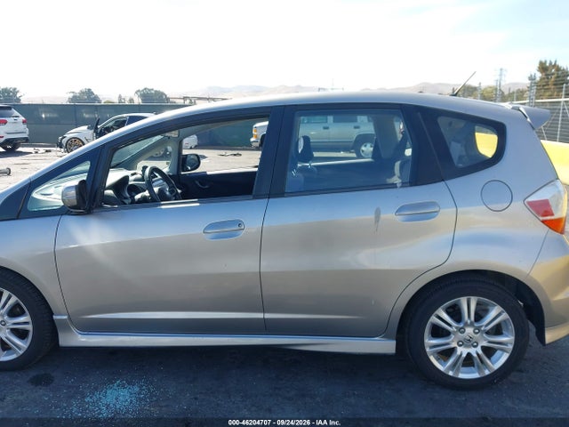 2010 Honda Fit Sport მანქანა იყიდება აუქციონზე, vin: JHMGE8H41AS016329, აუქციონის ნომერი: 46204707