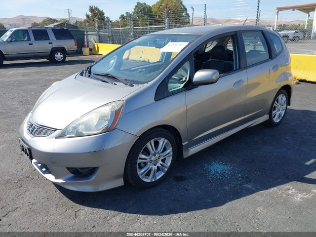 2010 Honda Fit Sport მანქანა იყიდება აუქციონზე, vin: JHMGE8H41AS016329, აუქციონის ნომერი: 46204707