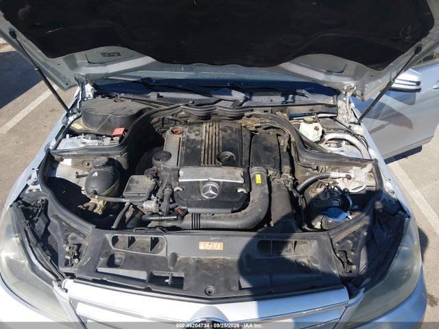 Продажа на аукционе авто 2013 Mercedes-benz C-class C 250 Sport, vin: WDDGF4HB6DR258623, номер лота: 46204734