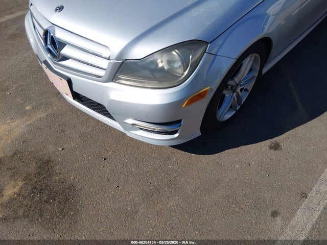 Продажа на аукционе авто 2013 Mercedes-benz C-class C 250 Sport, vin: WDDGF4HB6DR258623, номер лота: 46204734