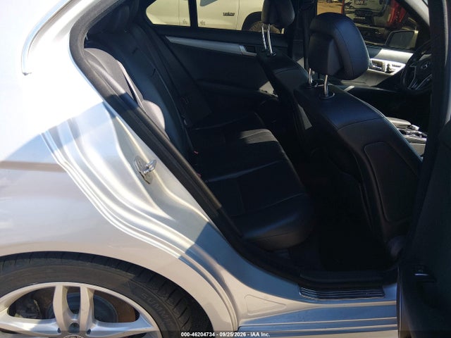 Продажа на аукционе авто 2013 Mercedes-benz C-class C 250 Sport, vin: WDDGF4HB6DR258623, номер лота: 46204734